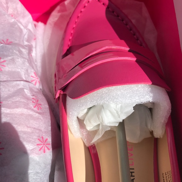 Leather shoes with box ,$15 each .I have just size 7,   7.5,  9 - Picture 4 of 5